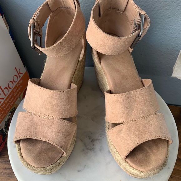 Platform Wedges Rattan - Picture 2 of 2